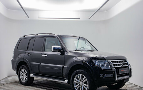 Mitsubishi Pajero IV, 2017 год, 2 880 000 рублей, 3 фотография