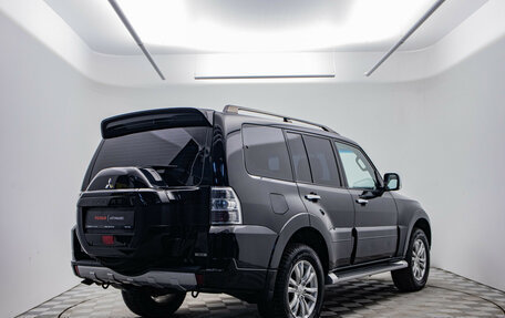 Mitsubishi Pajero IV, 2017 год, 2 880 000 рублей, 5 фотография