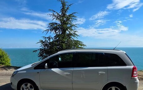 Opel Zafira B, 2013 год, 997 000 рублей, 12 фотография