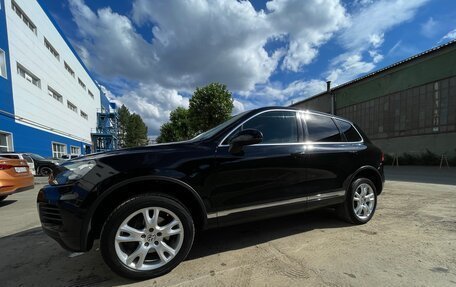 Volkswagen Touareg III, 2011 год, 2 250 000 рублей, 1 фотография
