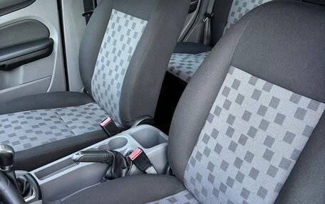 Ford Focus II рестайлинг, 2010 год, 580 000 рублей, 17 фотография