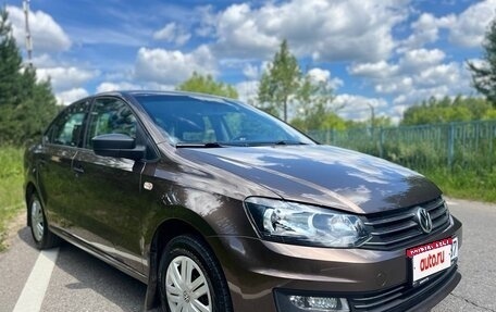 Volkswagen Polo VI (EU Market), 2015 год, 990 000 рублей, 2 фотография