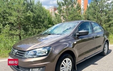 Volkswagen Polo VI (EU Market), 2015 год, 990 000 рублей, 3 фотография