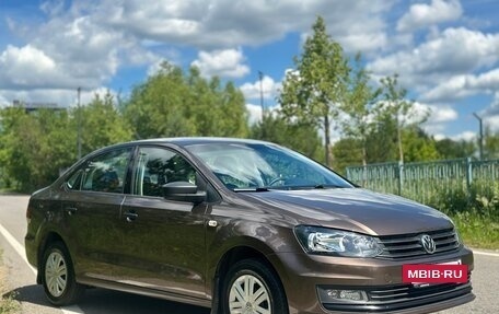 Volkswagen Polo VI (EU Market), 2015 год, 990 000 рублей, 31 фотография