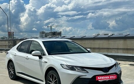 Toyota Camry, 2022 год, 3 130 000 рублей, 7 фотография
