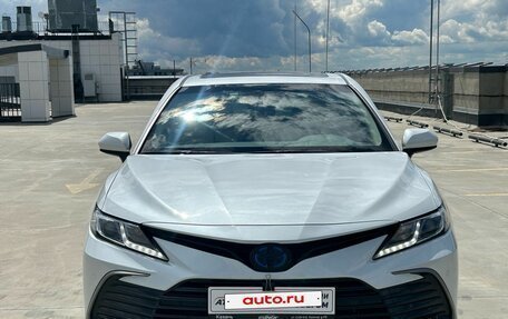 Toyota Camry, 2022 год, 3 130 000 рублей, 8 фотография