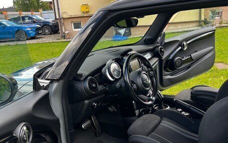MINI Hatch, 2017 год, 2 150 000 рублей, 9 фотография