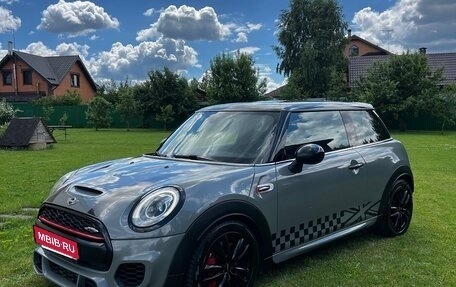 MINI Hatch, 2017 год, 2 150 000 рублей, 6 фотография