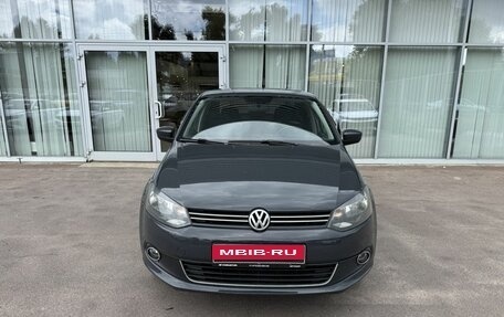 Volkswagen Polo VI (EU Market), 2011 год, 650 000 рублей, 2 фотография