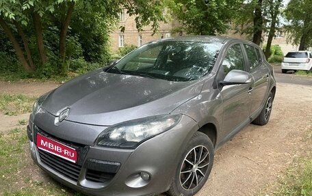 Renault Megane III, 2010 год, 700 000 рублей, 1 фотография