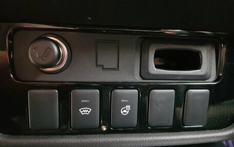 Mitsubishi Outlander III рестайлинг 3, 2017 год, 2 099 000 рублей, 19 фотография