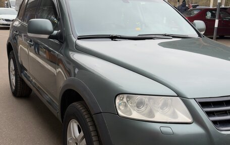 Volkswagen Touareg III, 2003 год, 800 000 рублей, 8 фотография
