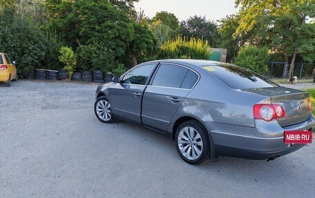 Volkswagen Passat B6, 2008 год, 785 000 рублей, 3 фотография