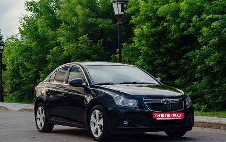 Chevrolet Cruze II, 2011 год, 690 000 рублей, 10 фотография