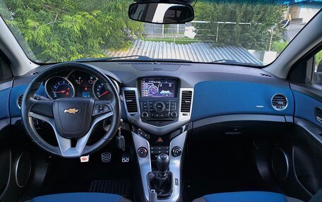 Chevrolet Cruze II, 2011 год, 690 000 рублей, 25 фотография
