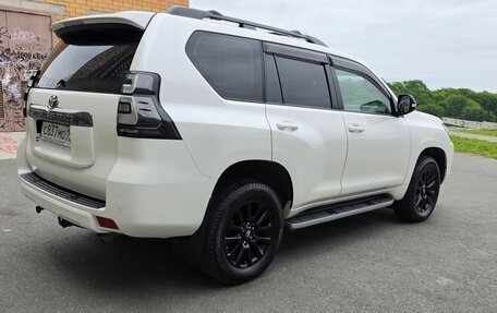 Toyota Land Cruiser Prado 150 рестайлинг 2, 2021 год, 5 500 000 рублей, 7 фотография