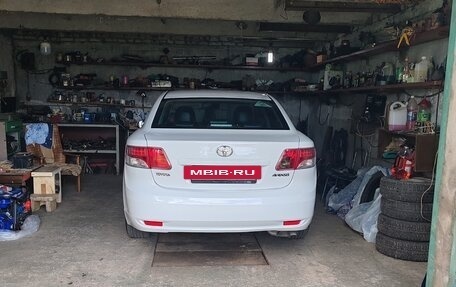 Toyota Avensis III рестайлинг, 2010 год, 1 250 000 рублей, 17 фотография