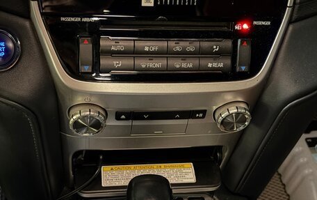 Toyota Land Cruiser 200, 2016 год, 5 500 000 рублей, 4 фотография