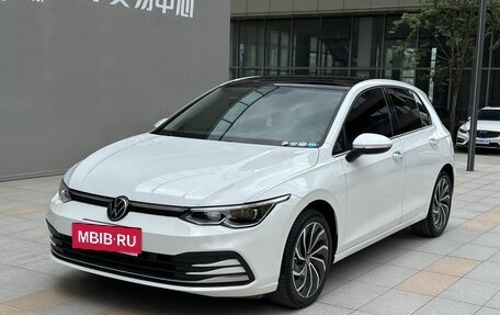Volkswagen Golf VIII, 2021 год, 1 450 000 рублей, 4 фотография