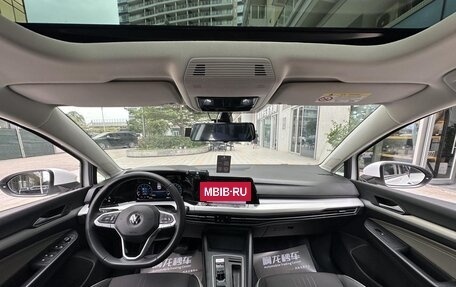 Volkswagen Golf VIII, 2021 год, 1 450 000 рублей, 11 фотография