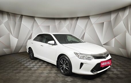 Toyota Camry, 2017 год, 1 647 000 рублей, 3 фотография