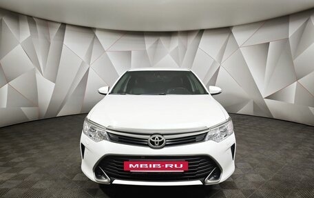 Toyota Camry, 2017 год, 1 647 000 рублей, 6 фотография