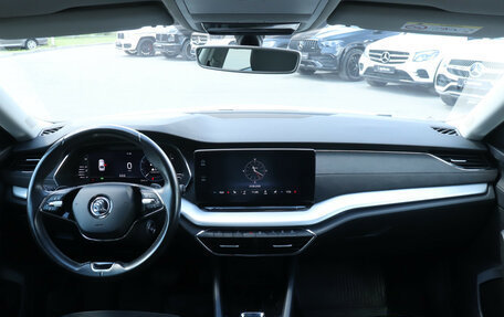 Skoda Octavia IV, 2020 год, 2 240 000 рублей, 13 фотография