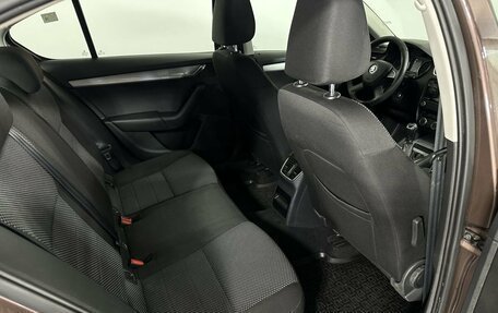 Skoda Octavia, 2015 год, 950 000 рублей, 16 фотография
