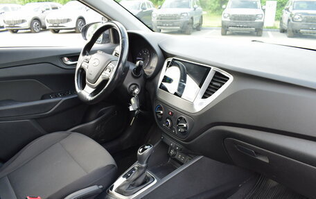 Hyundai Solaris II рестайлинг, 2017 год, 1 120 000 рублей, 17 фотография