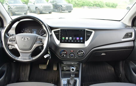 Hyundai Solaris II рестайлинг, 2017 год, 1 120 000 рублей, 18 фотография