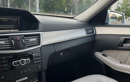 Mercedes-Benz E-Класс, 2012 год, 1 330 000 рублей, 14 фотография