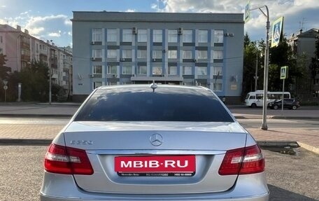 Mercedes-Benz E-Класс, 2012 год, 1 330 000 рублей, 4 фотография