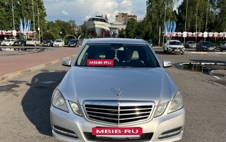 Mercedes-Benz E-Класс, 2012 год, 1 330 000 рублей, 7 фотография