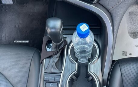 Toyota Camry, 2023 год, 4 200 000 рублей, 9 фотография