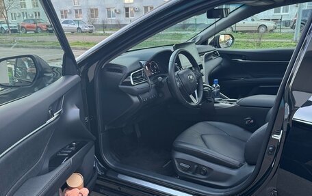 Toyota Camry, 2023 год, 4 200 000 рублей, 8 фотография