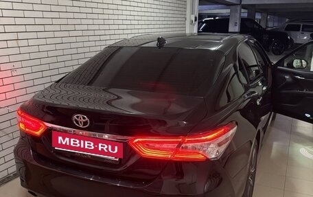 Toyota Camry, 2023 год, 4 200 000 рублей, 3 фотография