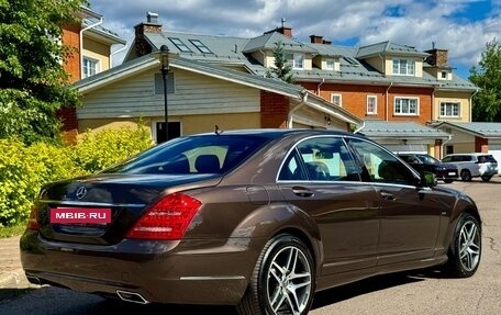 Mercedes-Benz S-Класс, 2011 год, 2 450 000 рублей, 3 фотография