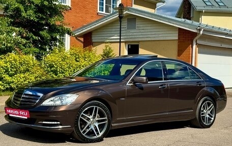 Mercedes-Benz S-Класс, 2011 год, 2 450 000 рублей, 5 фотография