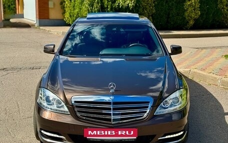 Mercedes-Benz S-Класс, 2011 год, 2 450 000 рублей, 11 фотография