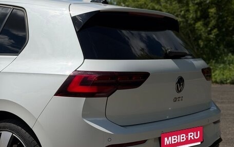 Volkswagen Golf GTI, 2021 год, 3 950 000 рублей, 10 фотография