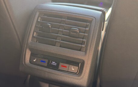Volkswagen Golf GTI, 2021 год, 3 950 000 рублей, 23 фотография