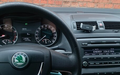 Skoda Octavia, 2013 год, 750 000 рублей, 23 фотография