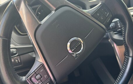 Volvo V40 Cross Country I, 2016 год, 1 400 000 рублей, 37 фотография