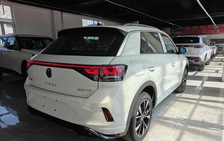 Volkswagen T-Roc I, 2026 год, 2 300 000 рублей, 5 фотография