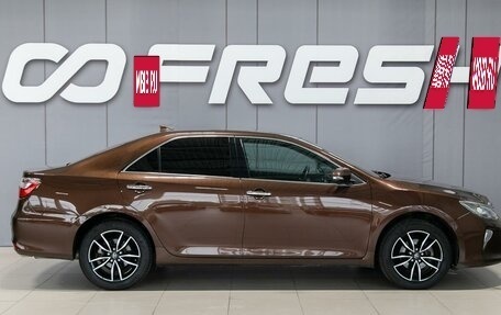 Toyota Camry, 2017 год, 2 490 000 рублей, 5 фотография