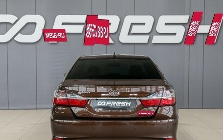 Toyota Camry, 2017 год, 2 490 000 рублей, 7 фотография