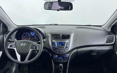 Hyundai Solaris II рестайлинг, 2016 год, 991 000 рублей, 9 фотография