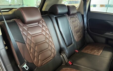 Mitsubishi Outlander III рестайлинг 3, 2014 год, 1 345 000 рублей, 10 фотография