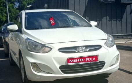 Hyundai Solaris II рестайлинг, 2010 год, 570 000 рублей, 1 фотография
