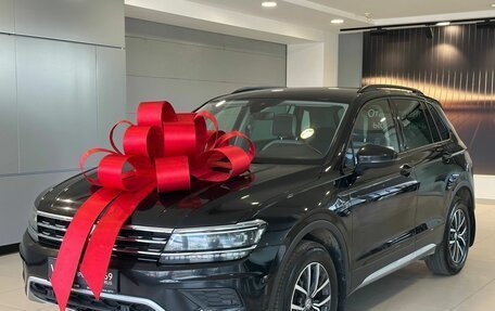Volkswagen Tiguan II, 2019 год, 2 617 000 рублей, 1 фотография
